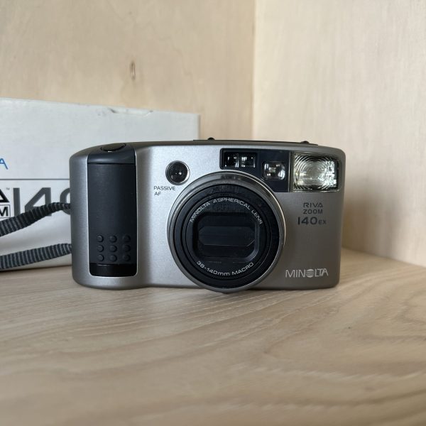 Minolta riva zoom 140 EX - Gris
