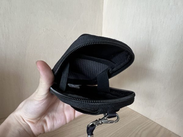 Sacoche Case Logic pour compact numérique - Noir