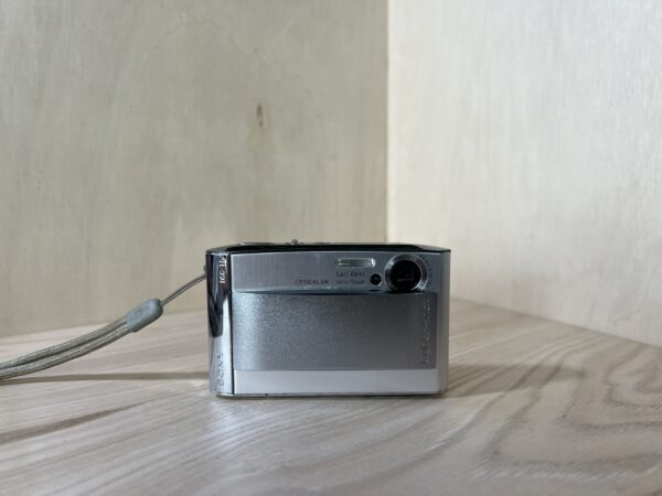 Sony Cybershot DSC T5