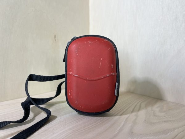 Sacoche pour compact numérique - rouge