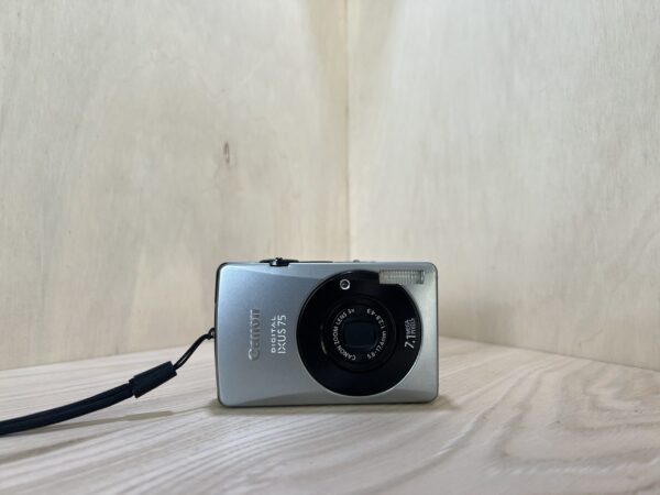 Canon Ixus 75
