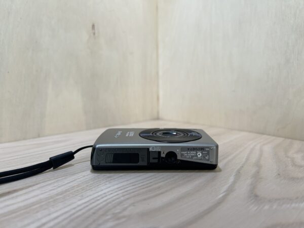 Canon Ixus 75