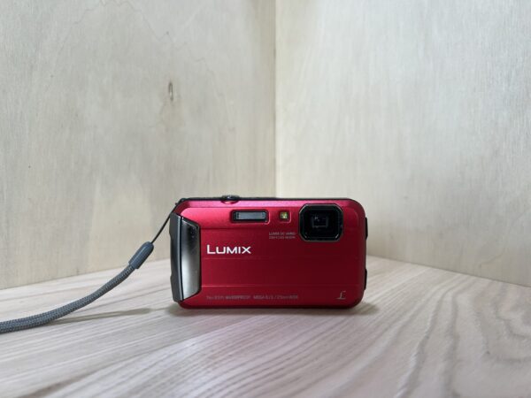 Panasonic Lumix FT-25