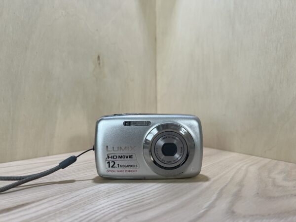 Panasonic Lumix DMC-S1