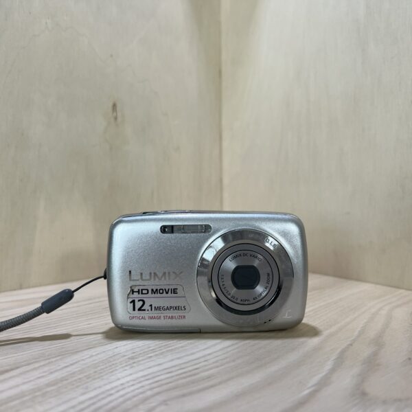 Panasonic Lumix DMC-S1