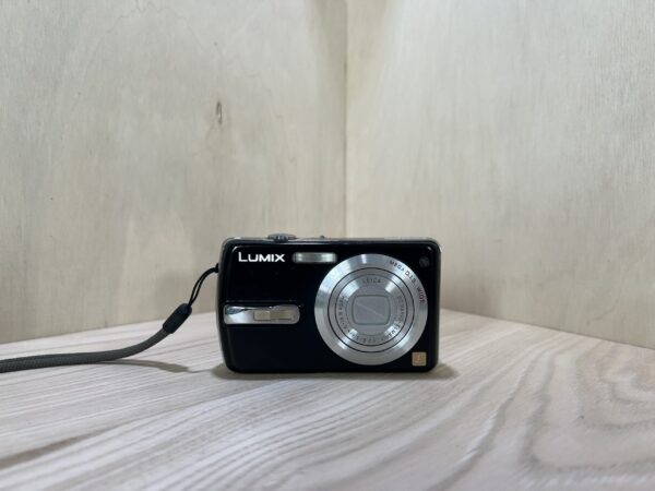 Panasonic Lumix FX50