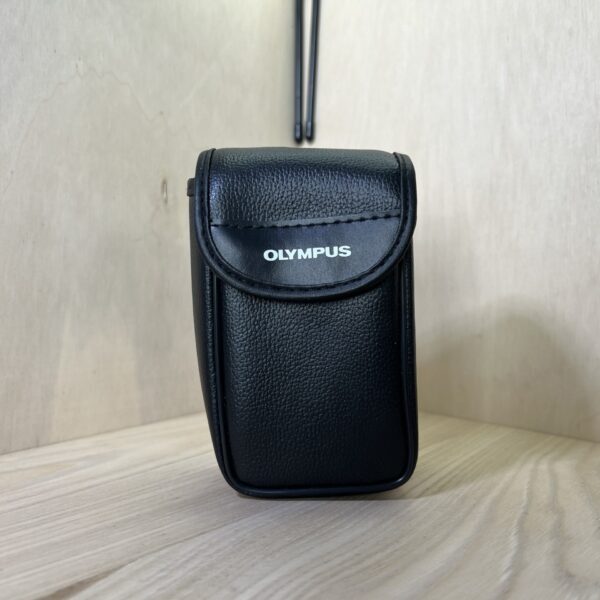 Housse vintage Olympus pour compact argentique
