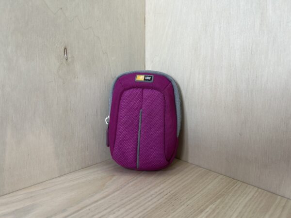 Sacoche Case Logic pour compact numérique - Rose