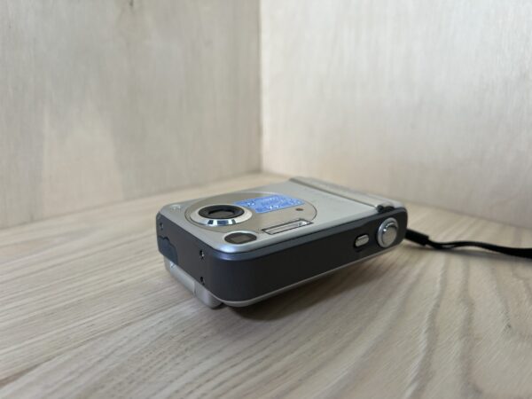 Polaroïd I533