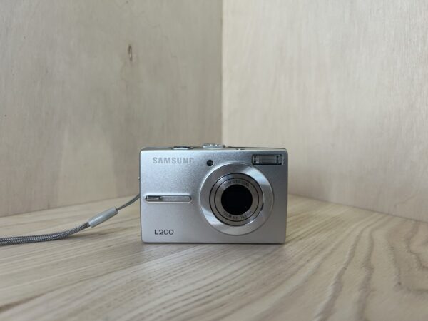 Samsung L200