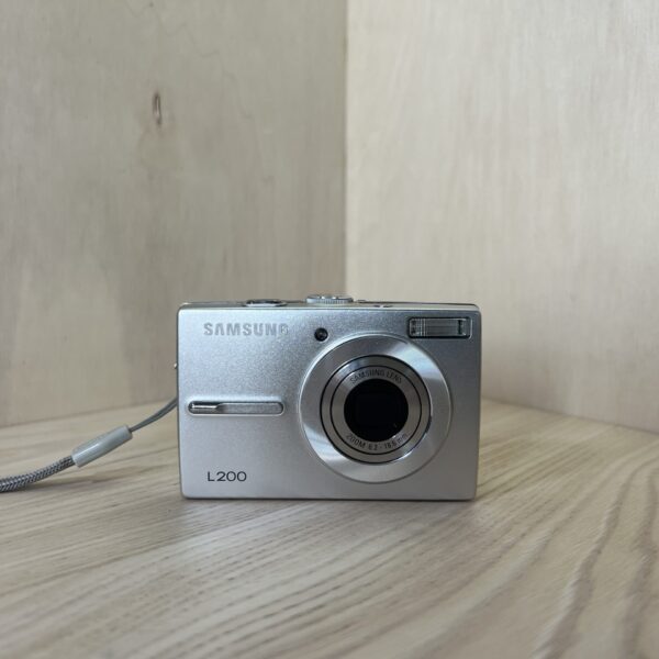 Samsung L200