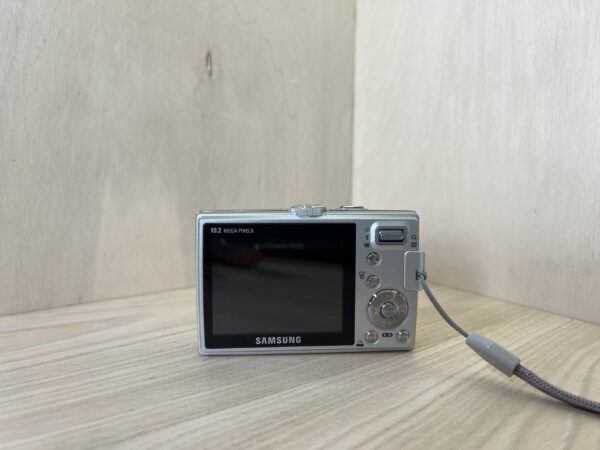 Samsung L200