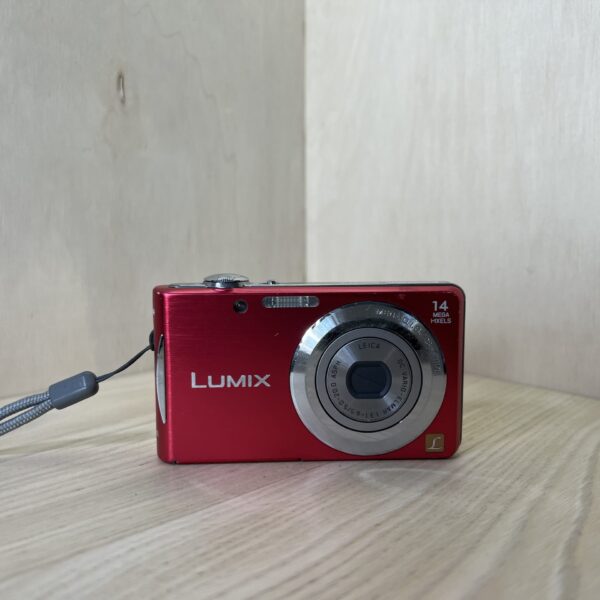Panasonic Lumix FS16