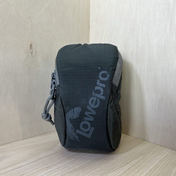 Sacoche Lowepro Dashpoint 20 – Housse de protection compacte pour appareil photo numérique