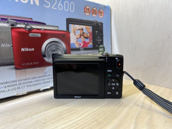 Nikon Coolpix S2600