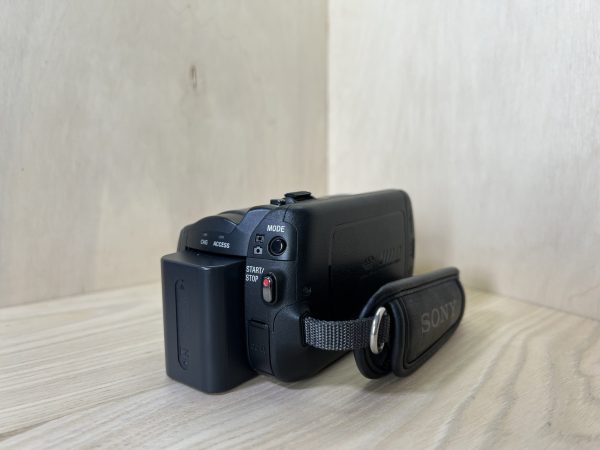 Sony Handycam HDR XR105E