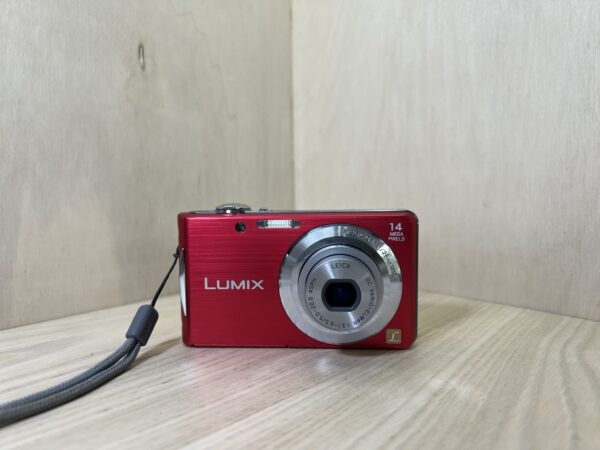 Panasonic Lumix DMC-FS16