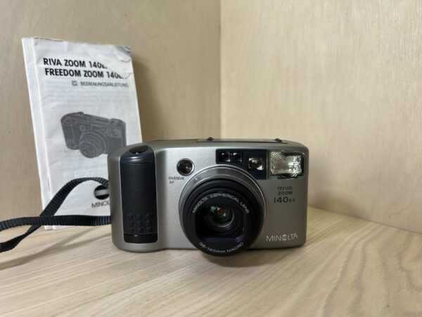 Minolta Riva zoom 140 EX - Gris