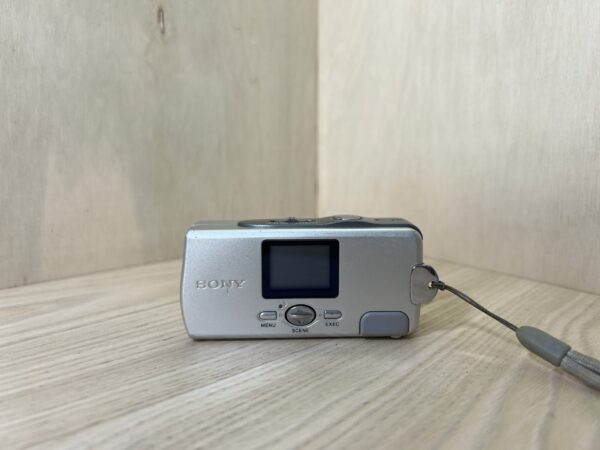 Sony Cybershot DSC U20