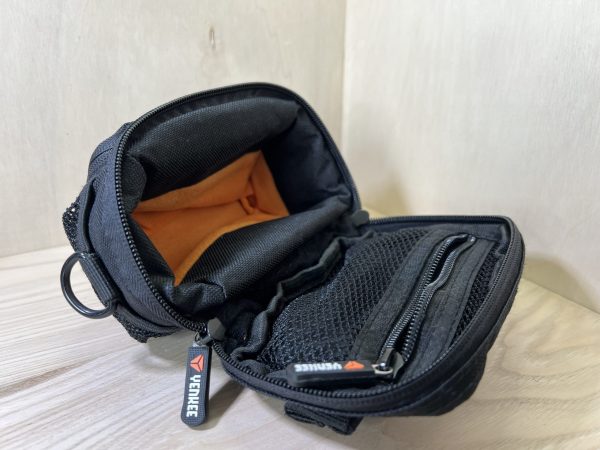 Sacoche Yenkee pour caméscope ou appareil photo - Noir