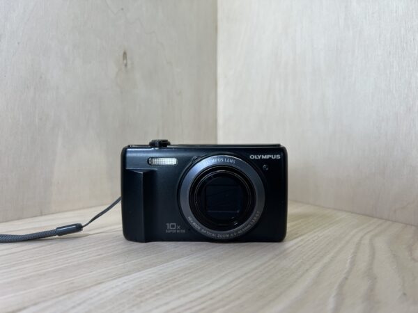 Olympus D-755
