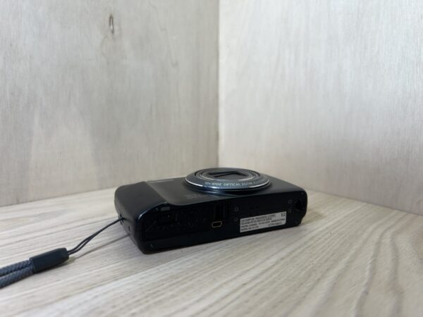 Olympus D-755