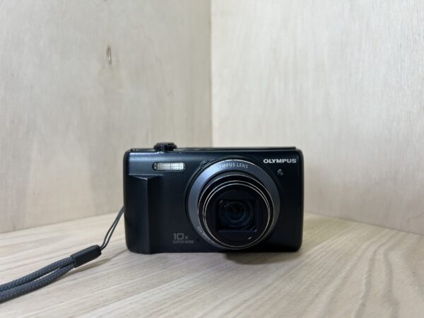 Olympus D-755