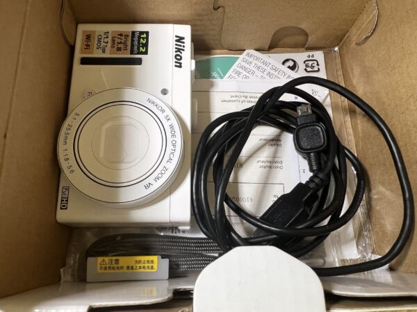 Nikon Coolpix P340