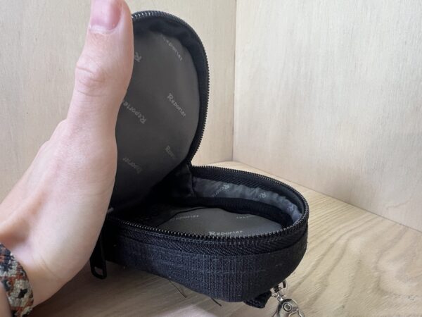 Sacoche Reporter pour compact numérique - Gris