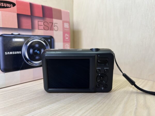Samsung ES75