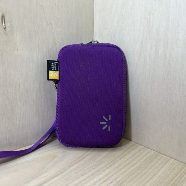 Housse case Logic pour compact numérique - Violet