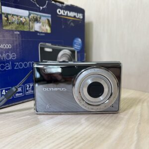 Olympus FE-4000 – Argent