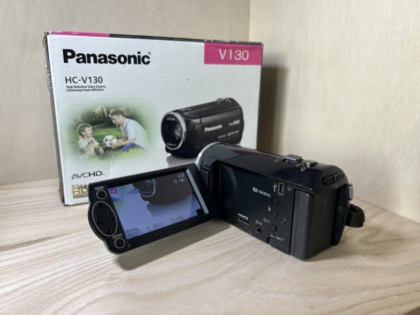 Panasonic HC V130