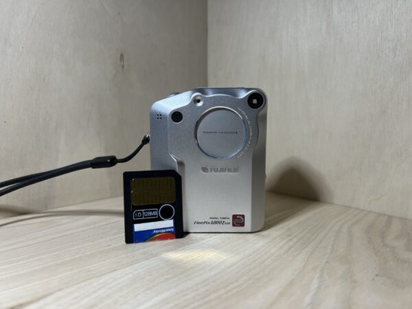 Fujifilm Finepix 6800Z