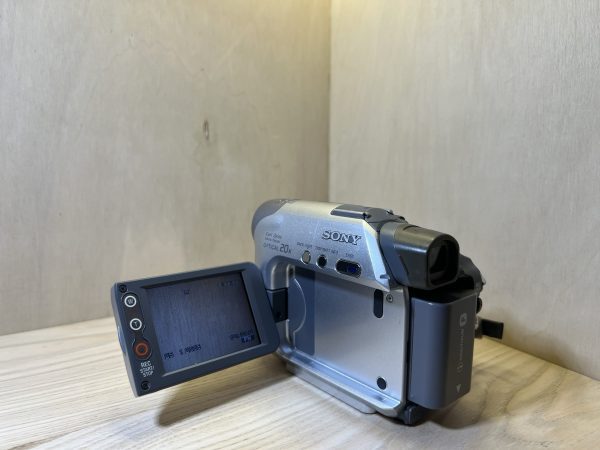 Sony Handycam DCR HC17E