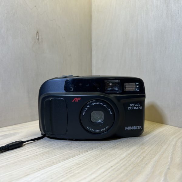 Minolta Riva Zoom 70 - Noir