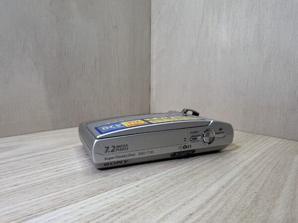 Sony Cybershot DSC T30