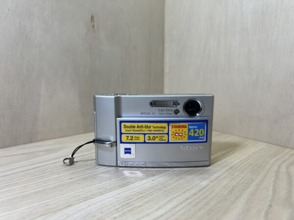 Sony Cybershot DSC T30