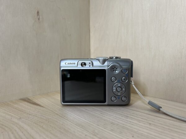 Canon A1100IS