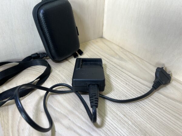 Panasonic Lumix DMC S1