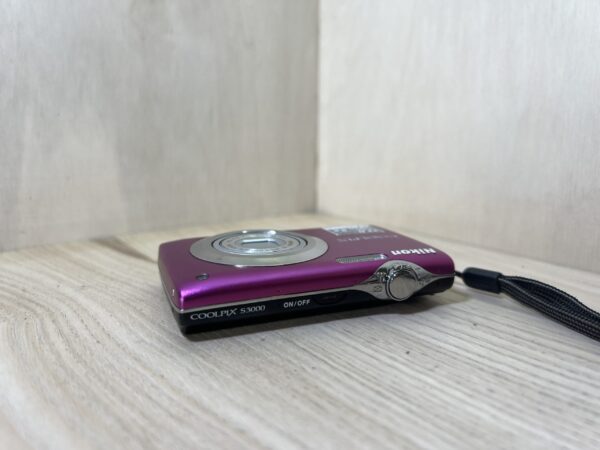 Nikon Coolpix S3000