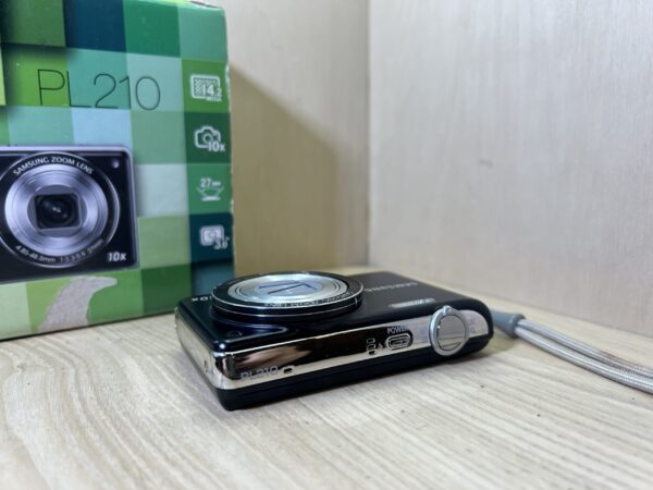 Samsung PL210