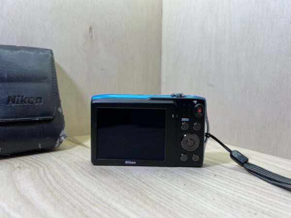 Nikon coolpix S3300