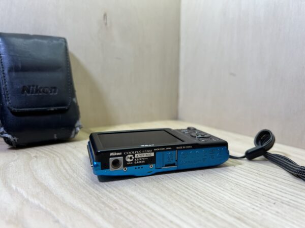 Nikon coolpix S3300