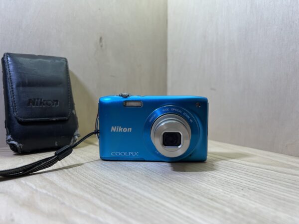 Nikon coolpix S3300