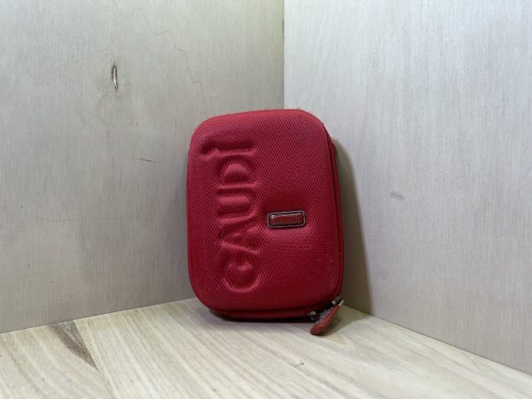 Housse gaudi pour compact numérique - Rouge