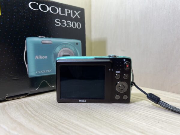 Nikon coolpix S3300
