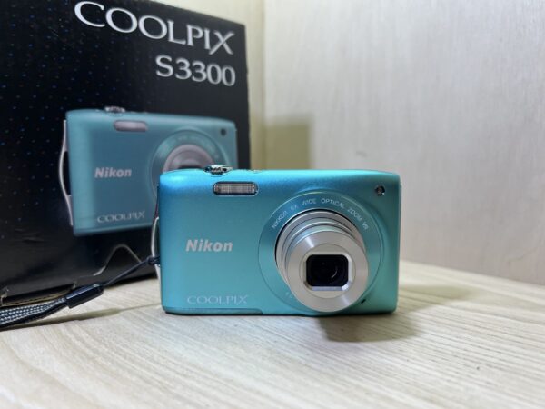 Nikon coolpix S3300