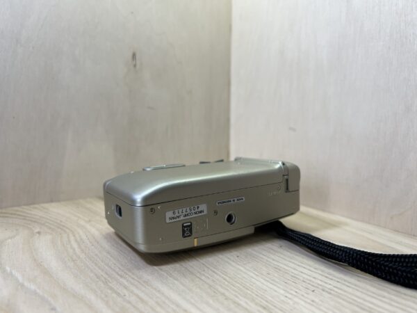 Nikon Lite Touch Zoom 100W