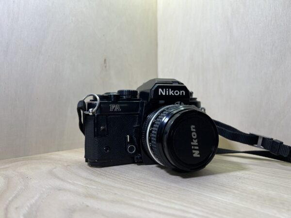 Nikon FA + Objectif Nikkor 50mm f/2